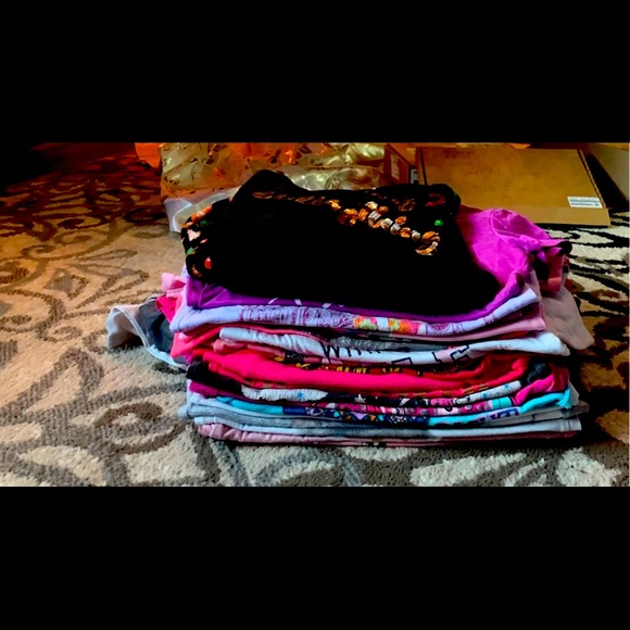 Girls shirts - Picture 1 of 8